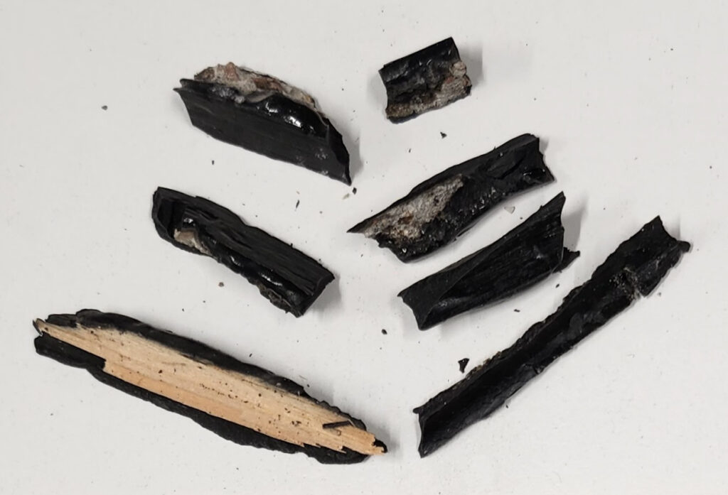 POP-yhdisteiden materiaalinäytteitä