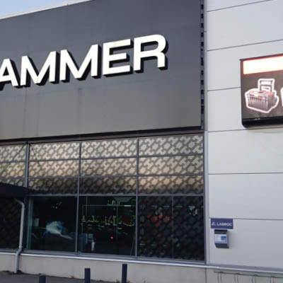 Näytepostilaatikko Kerava, Hammer