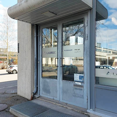 Näytepostilaatikko Helsinki, Labroc Roihupelto